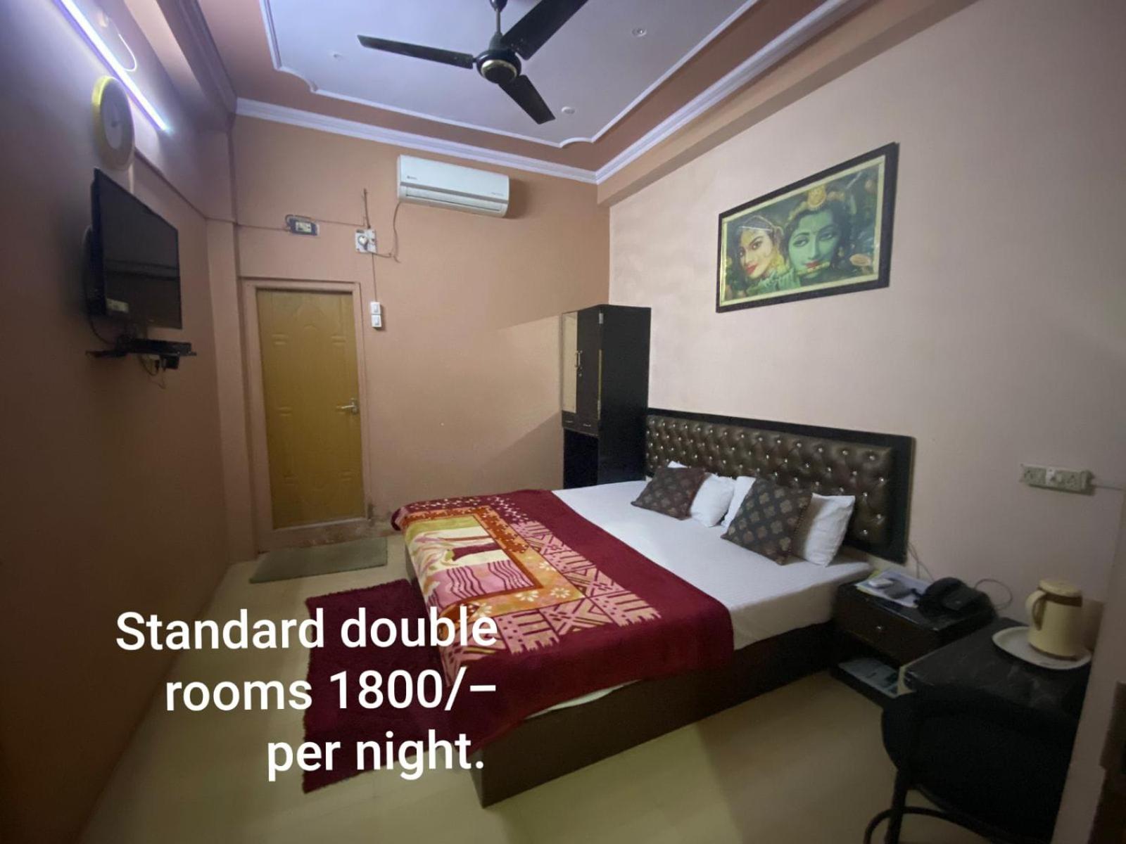 Ds Residency Varanasi-Prime Location-Parking ภายนอก รูปภาพ