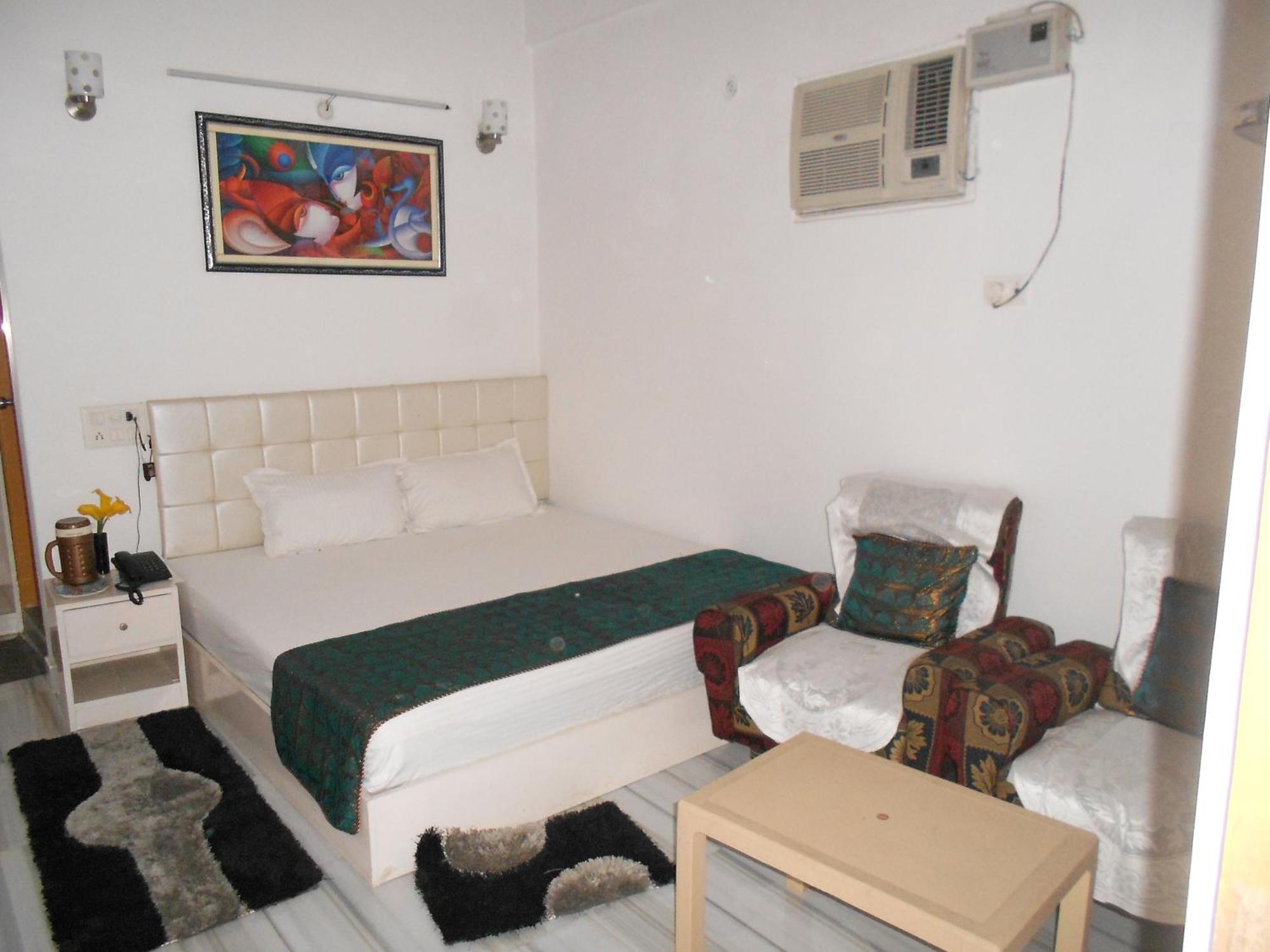 Ds Residency Varanasi-Prime Location-Parking ภายนอก รูปภาพ