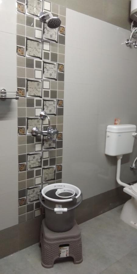 Ds Residency Varanasi-Prime Location-Parking ภายนอก รูปภาพ